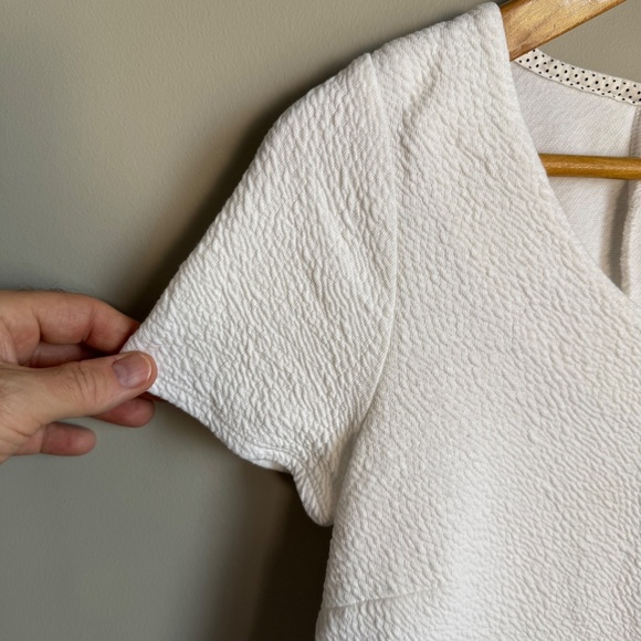 Anthropologie Postmark Short Sleeve Textured‎ Peplum Top White Small Scoop Neck - Picture 4 of 13